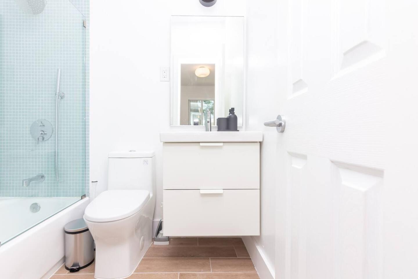 Apartamento Newly Renovated Stylish In El Portal #2